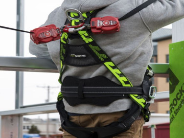 Miller AirCore Harness With Steel Hardware